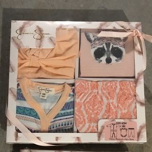 Jessica Simpson 6/9 month outfit